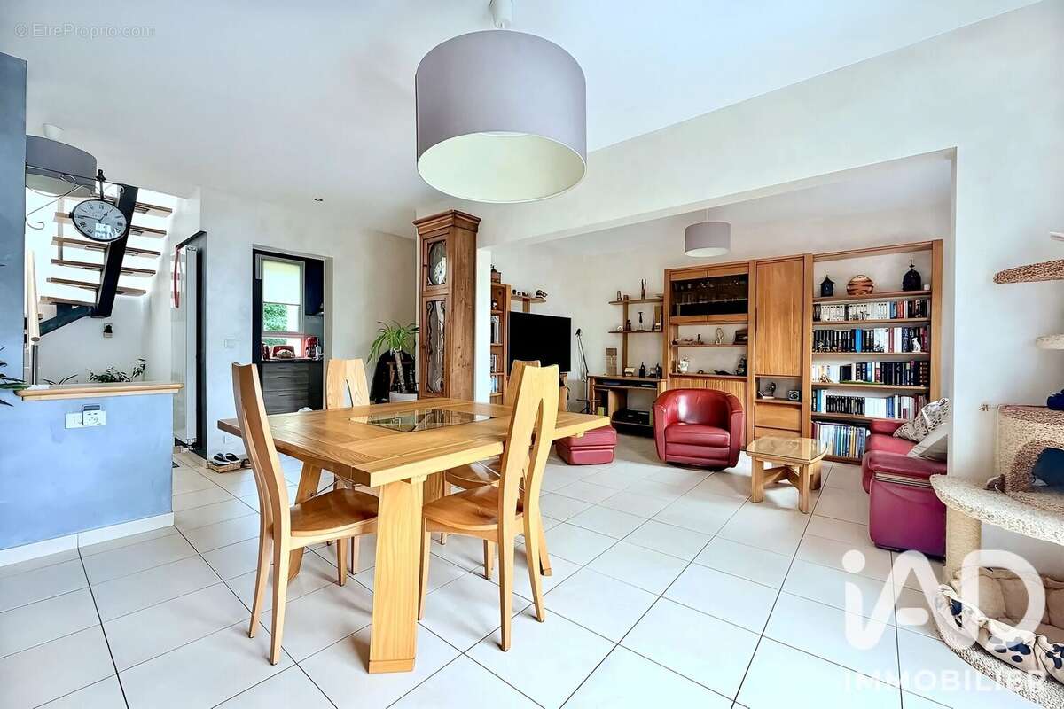 Maison 195 m² à Chevilly-Larue  - photo 5