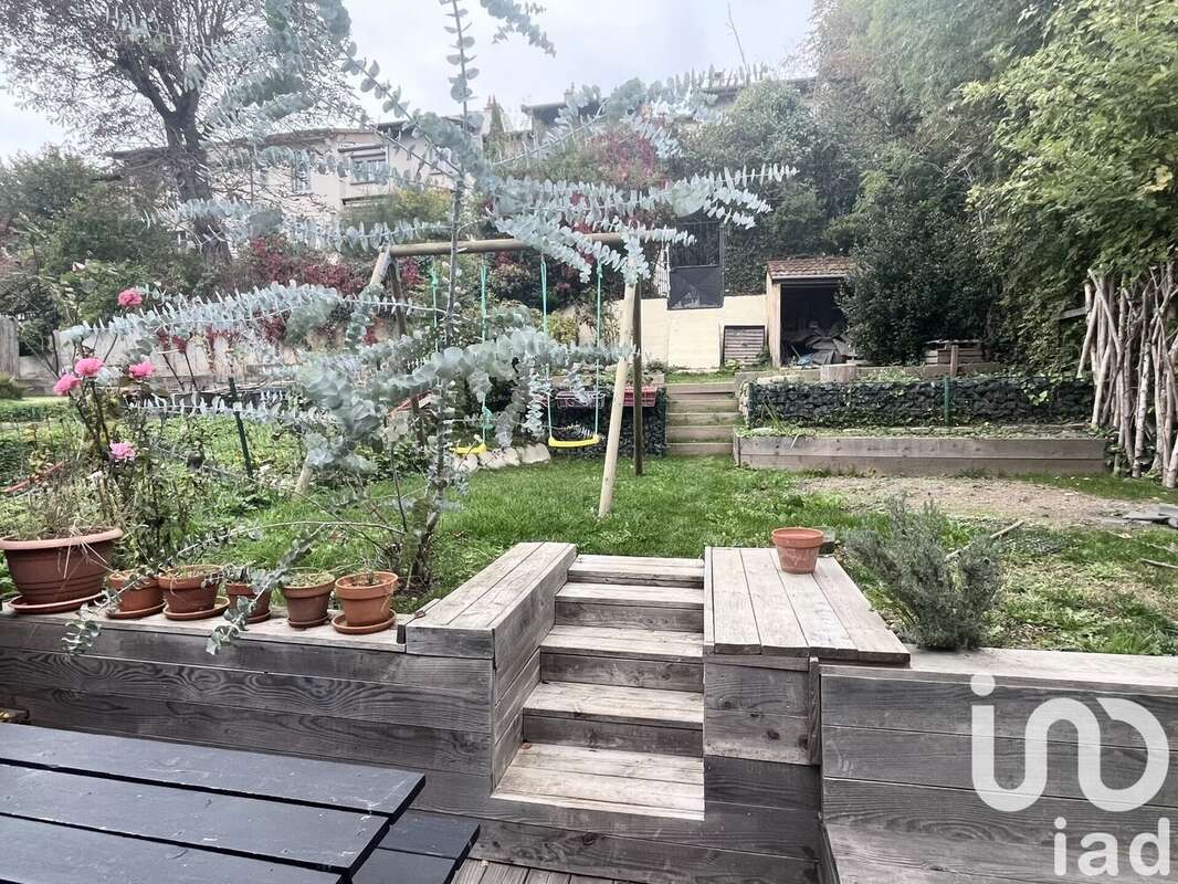 Photo 2 - Maison à SAINT-ETIENNE