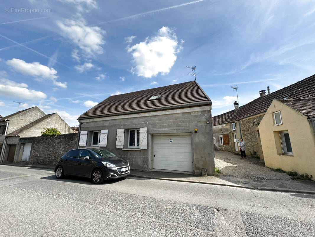 Maison à PLAILLY