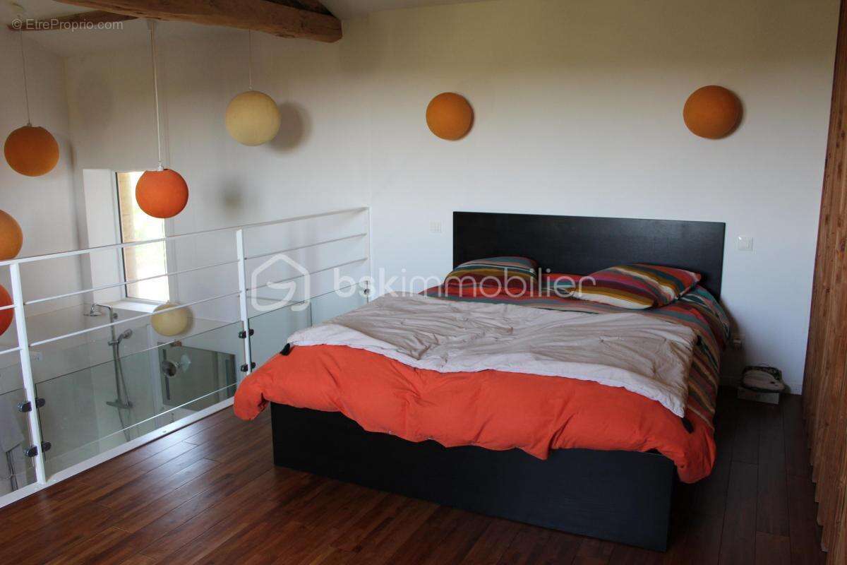 Maison à SAINT-PEY-DE-CASTETS