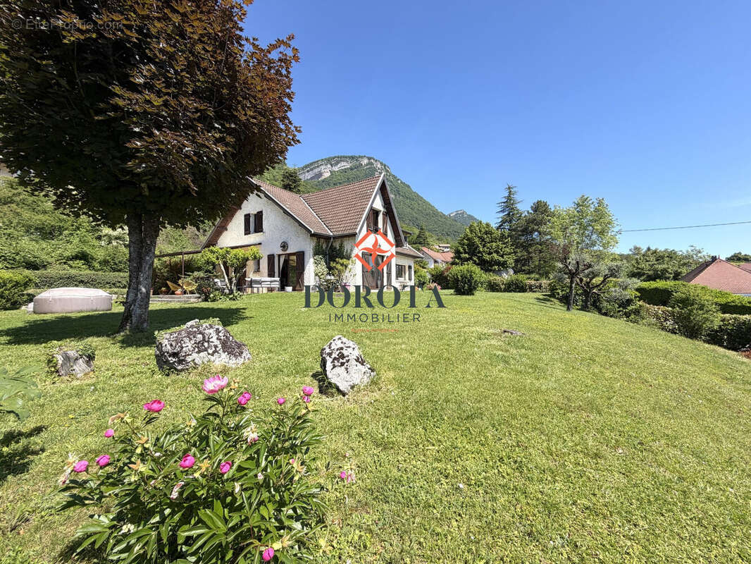 Maison à LUMBIN