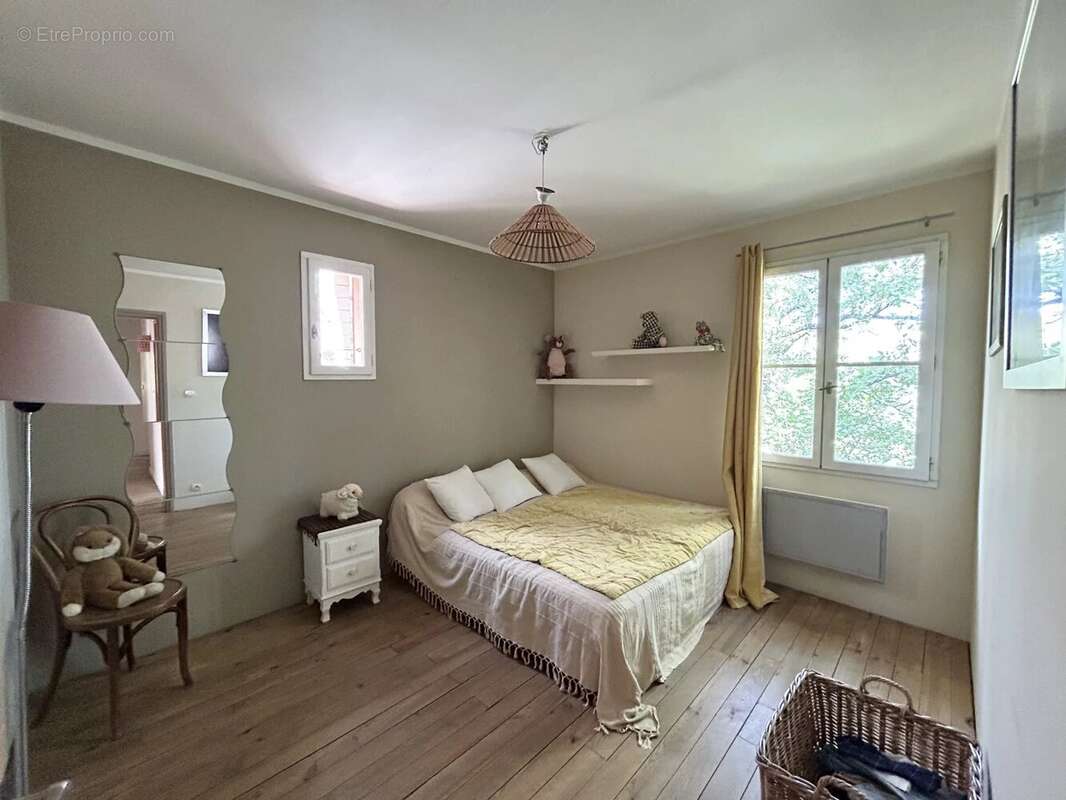Bastide Provençale 6 pièces – 180 m² – GAREOULT - photo 15