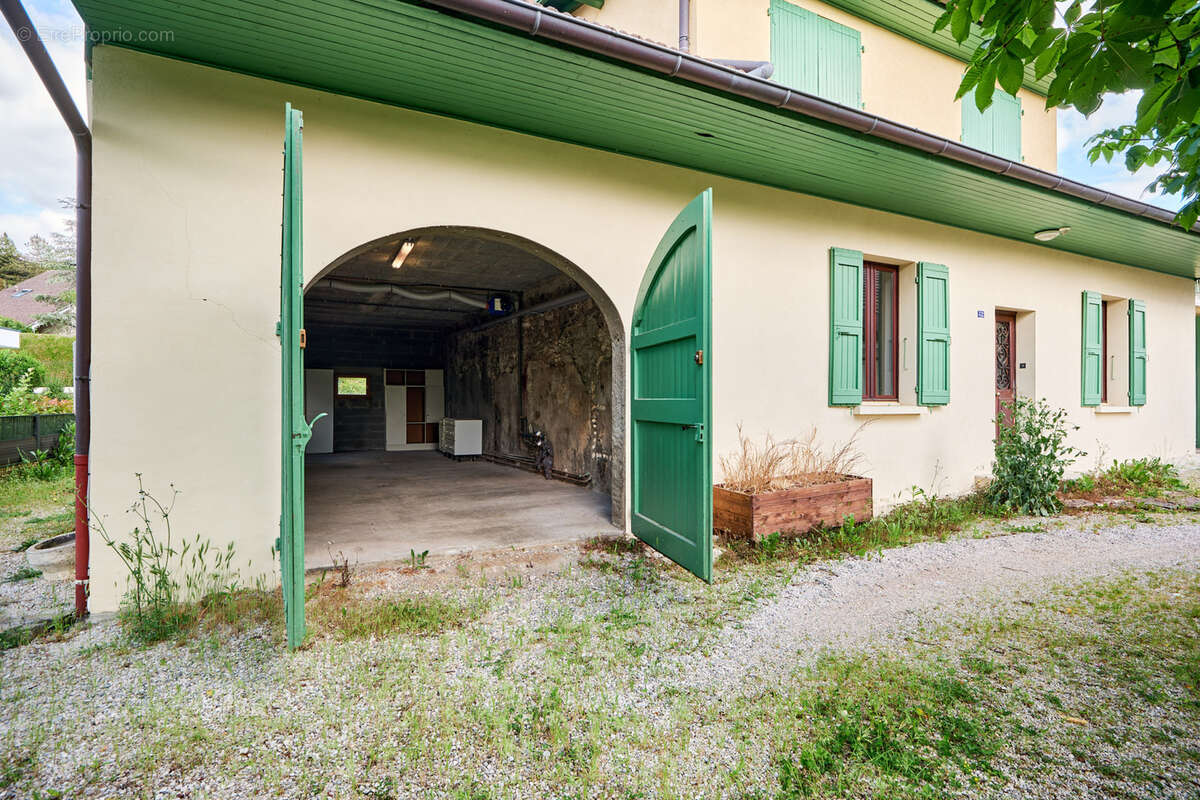 Appartement à ANNECY-LE-VIEUX