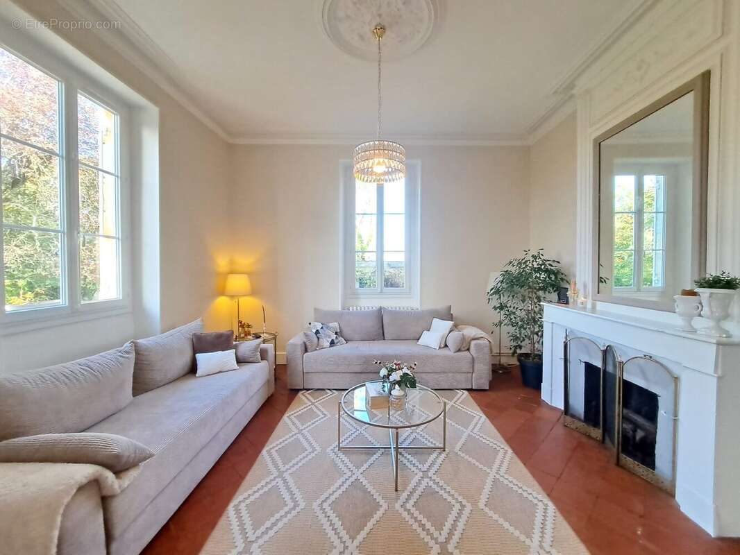 Maison à FLEURANCE