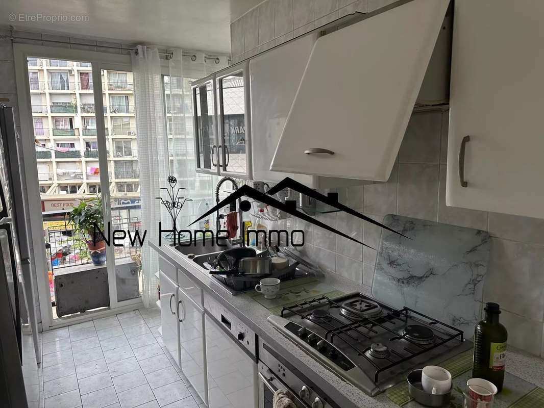 Appartement à MARSEILLE-1E