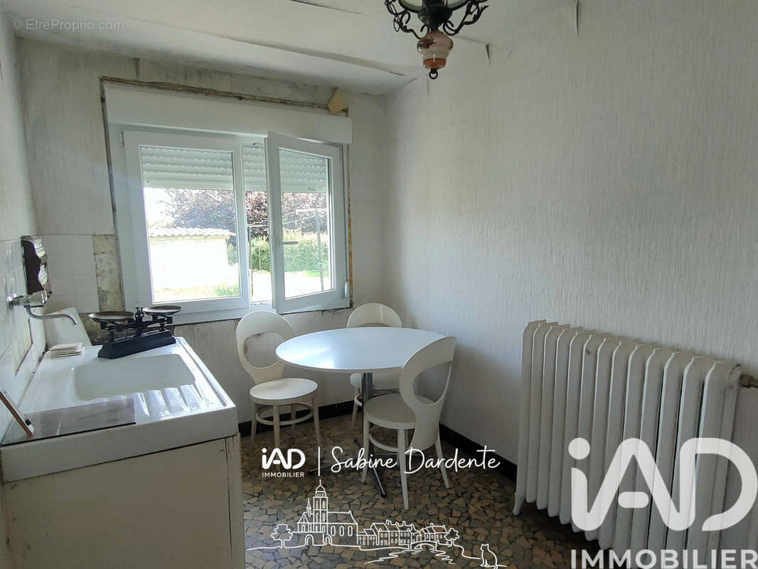 Maison 85 m² à Brevans  - photo 8