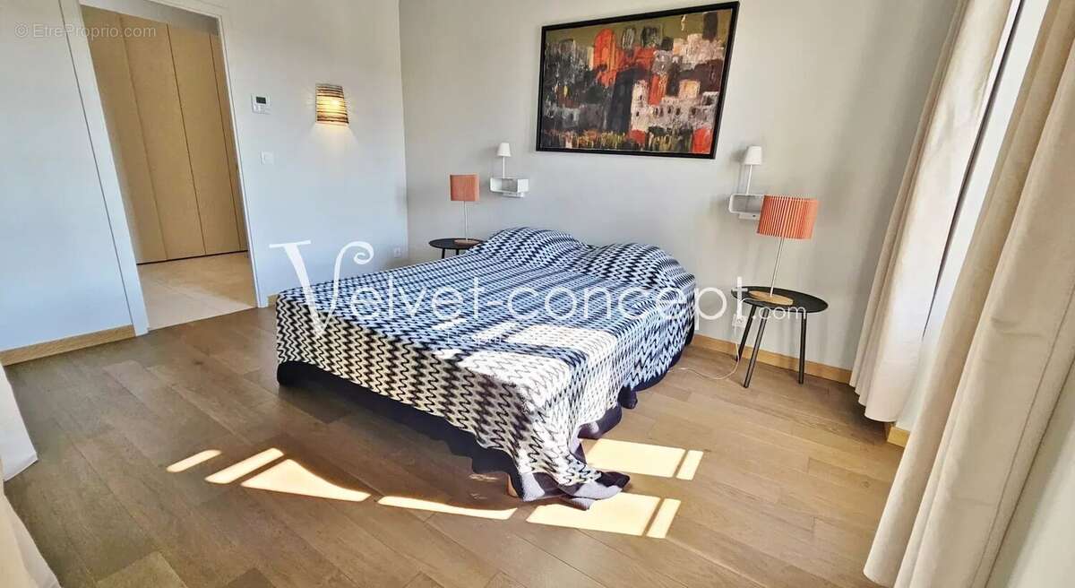 Appartement à VALBONNE