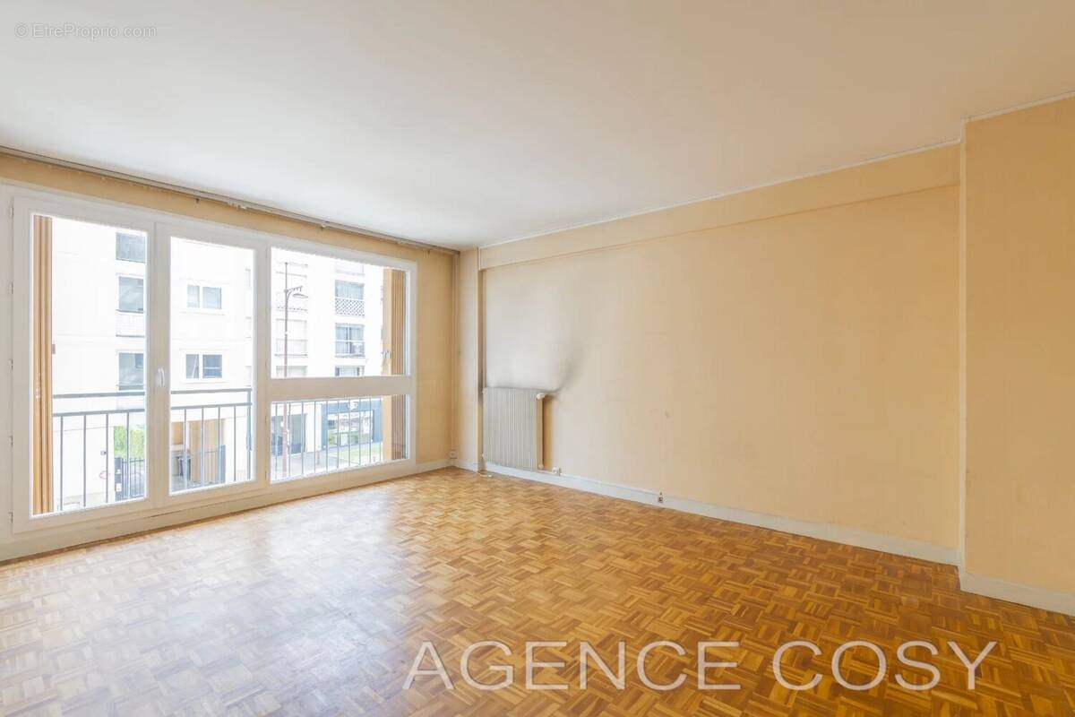 Appartement à VERSAILLES