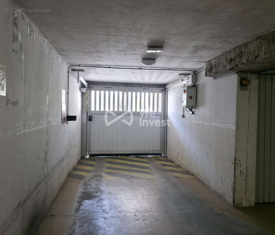 Parking à LE MANS
