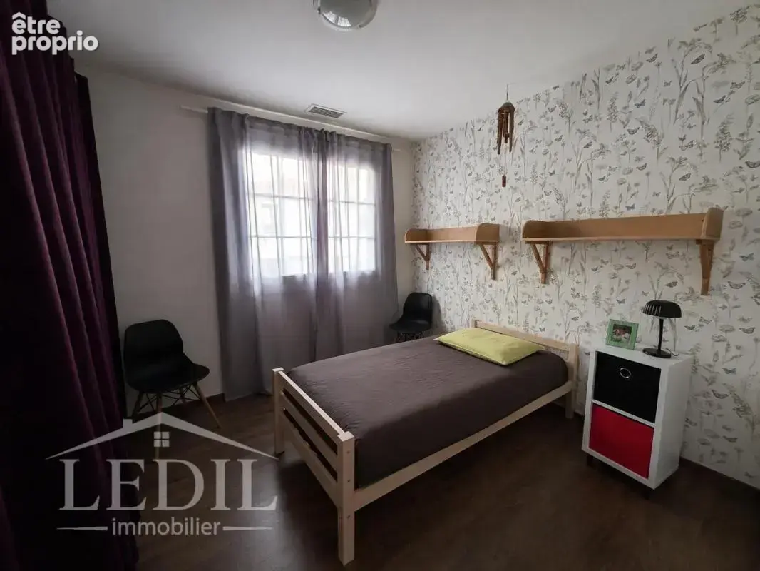 Maison rénovée 175 m² avec prestations énergétiques de qualité - photo 9