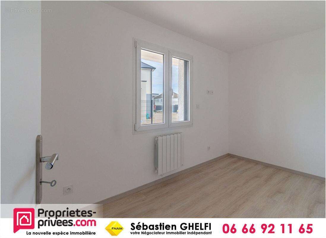 Maison à LES MONTILS