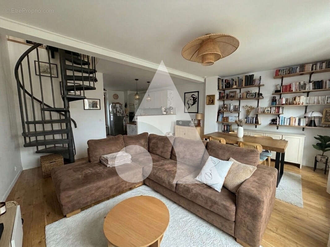 Appartement à MAISONS-ALFORT