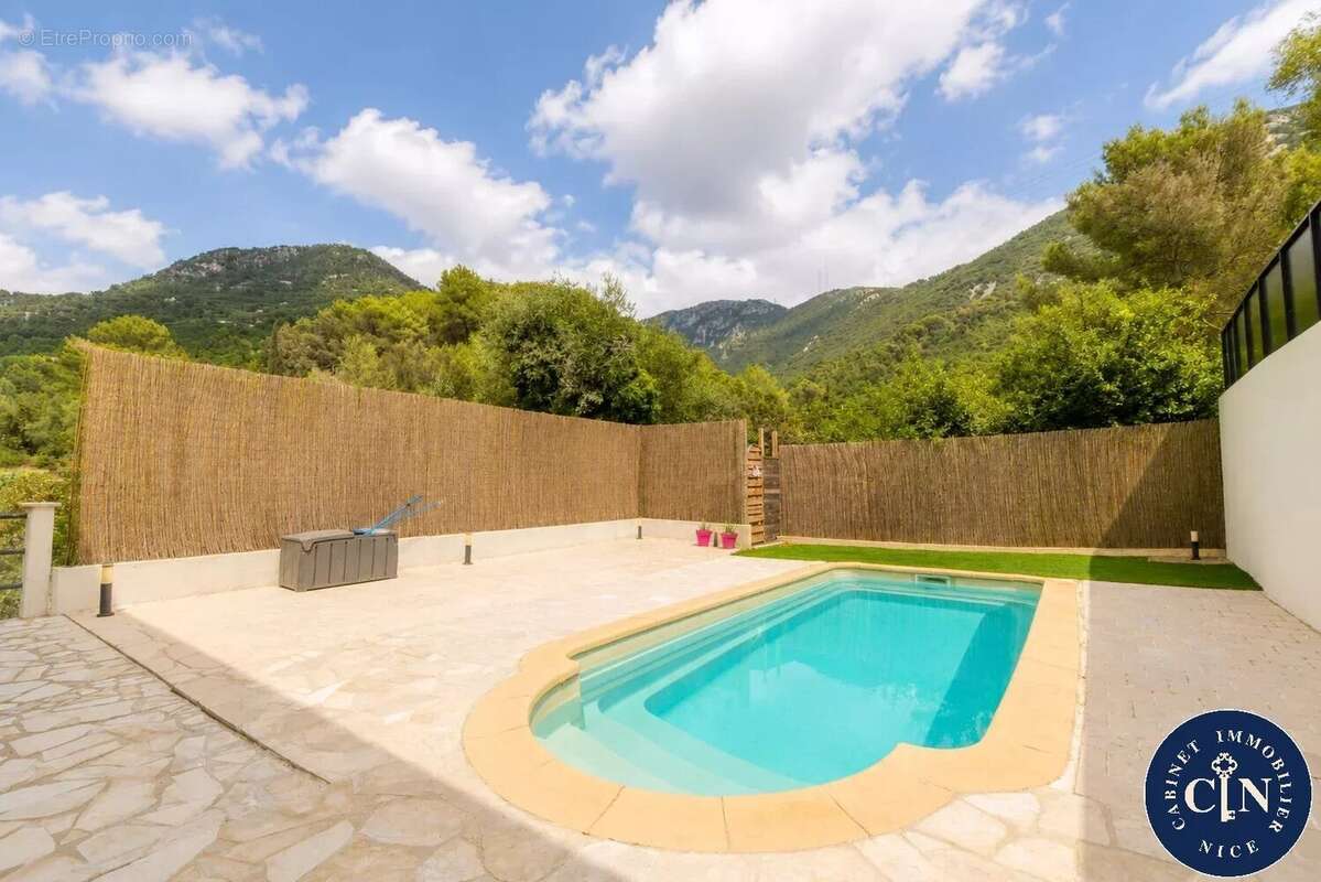 Maison 115 m² à Peille  - photo 2
