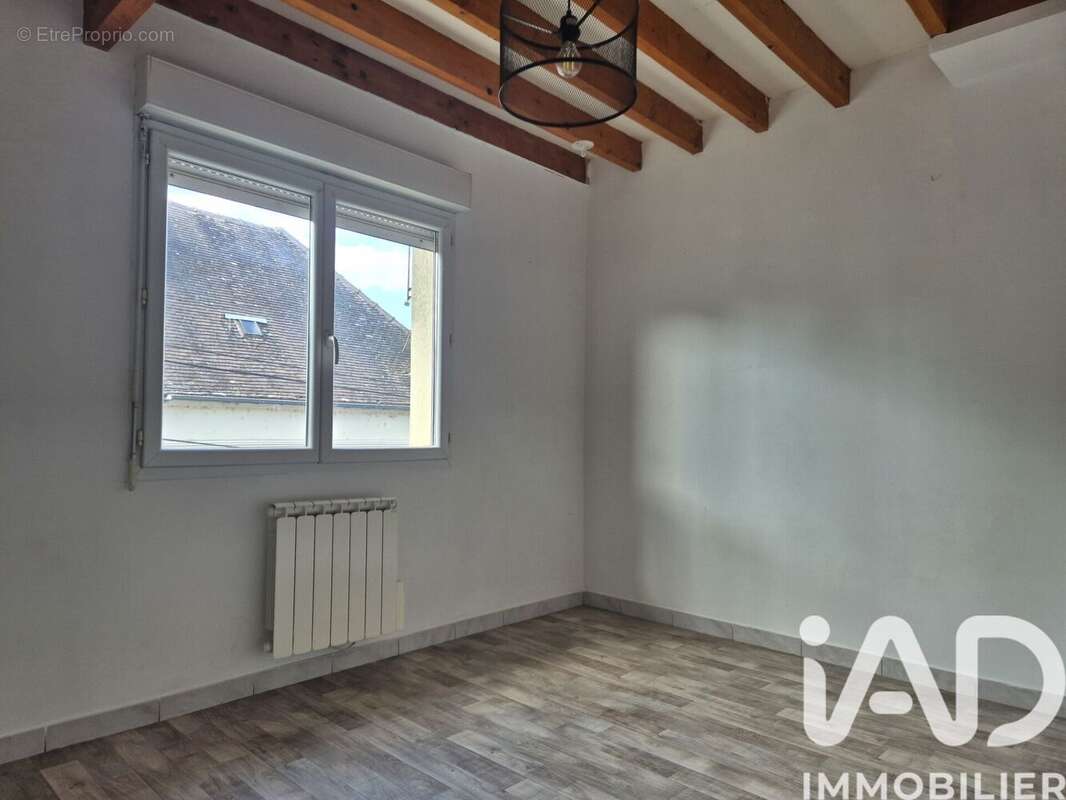 Photo 7 - Appartement à PONT-SUR-YONNE