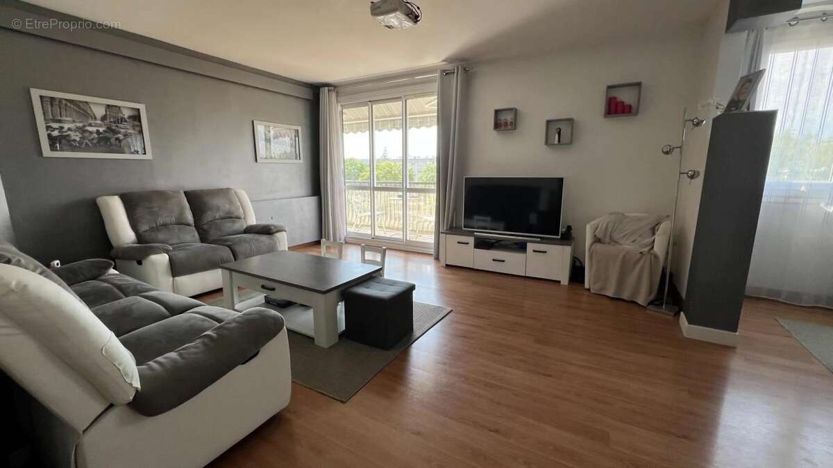 Appartement à PLAISIR
