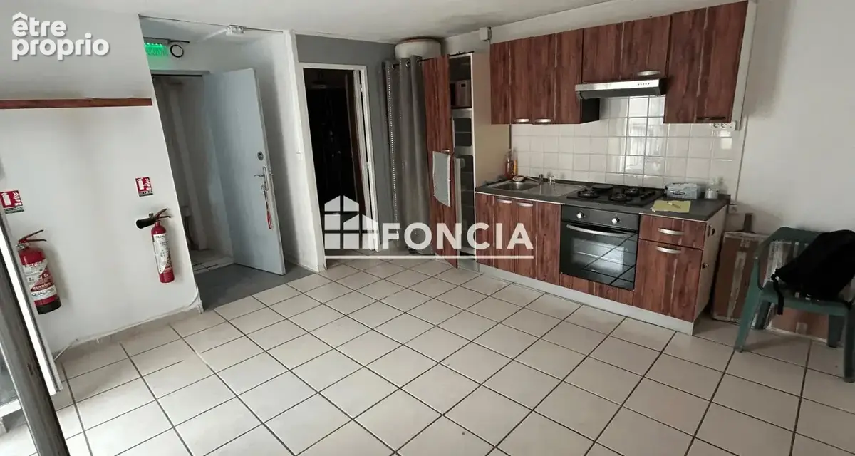 BRIGNOLES - Monopropriété de 3 appartements au coeur de la cité brignolaise en pleine expansion - photo 4