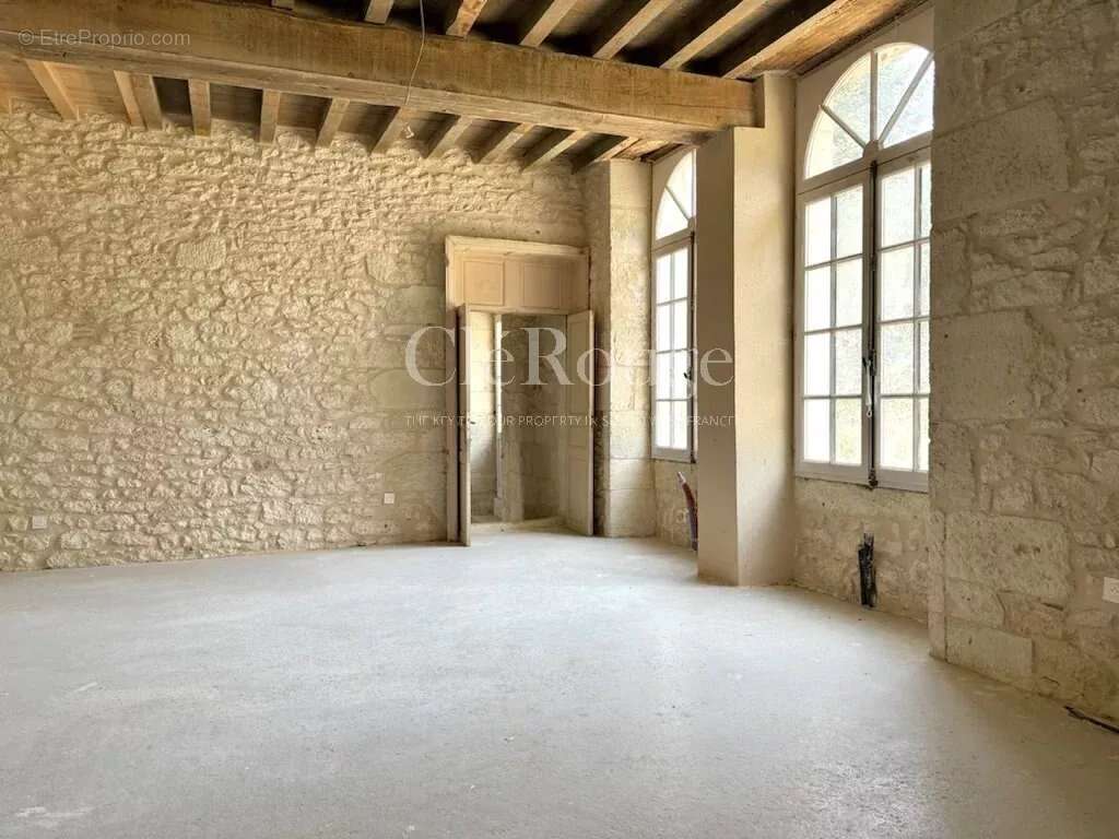 Maison à GENSAC