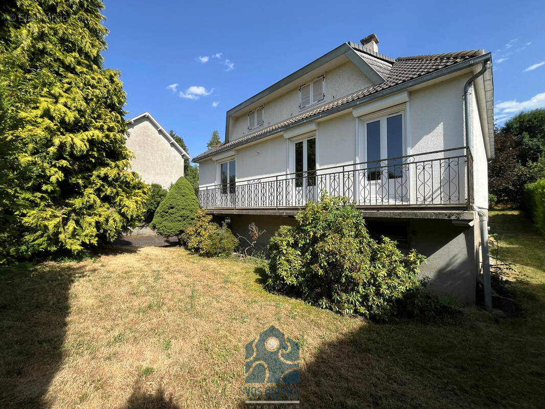 Maison à MANZAT