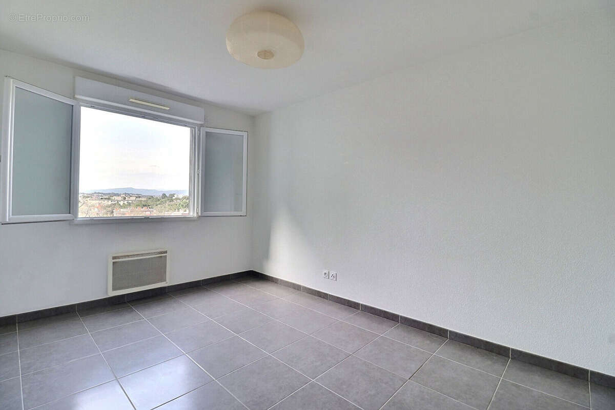 Appartement à SAINT-RAPHAEL