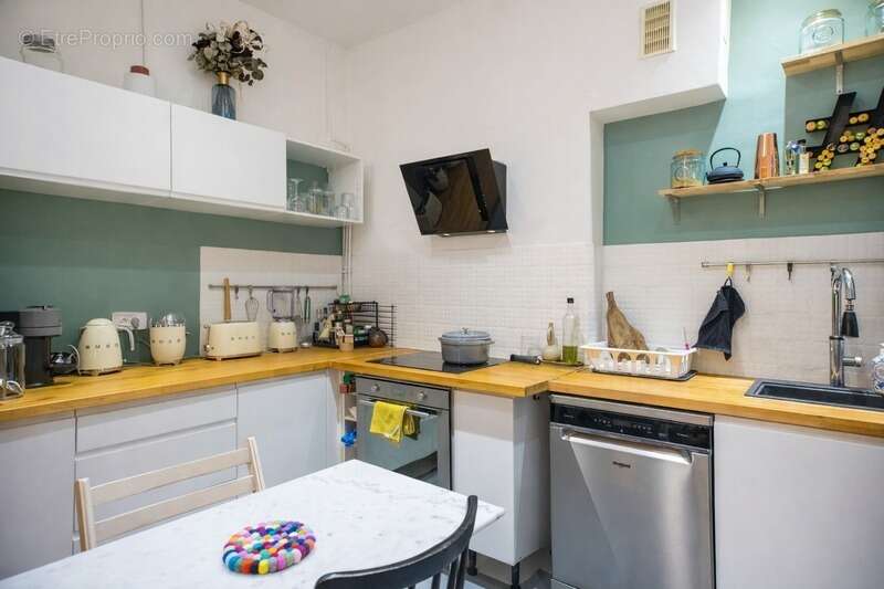 Appartement à MARSEILLE-1E