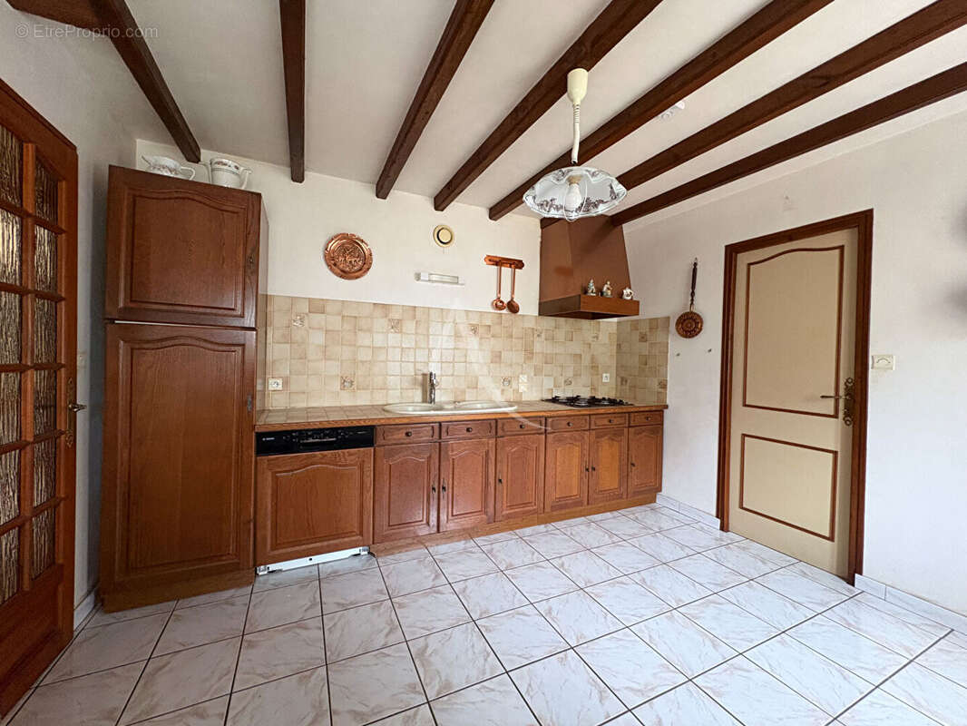 Maison à LE POIRE-SUR-VELLUIRE