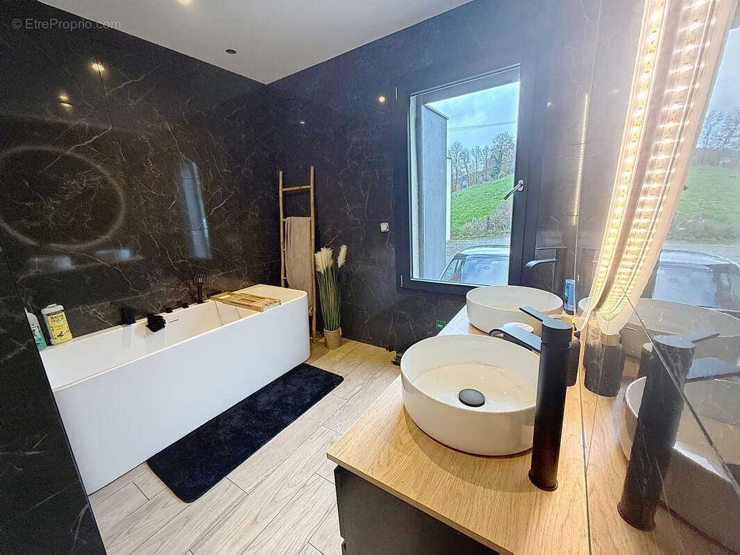 Maison à SAINT-CHAMOND