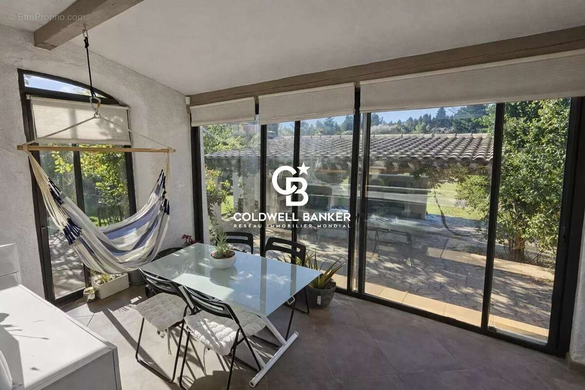 Maison à PUGET-SUR-ARGENS