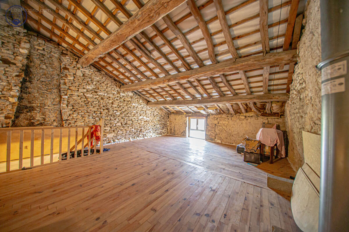 Grande maison de village rénovée avec goût, située sur l'axe Commercy/Ligny-en-Barrois - photo 15