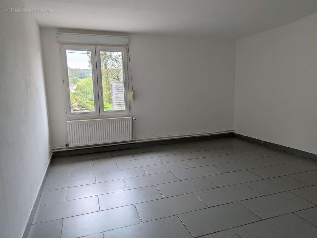 Maison 104 m² à La Comte  - photo 7