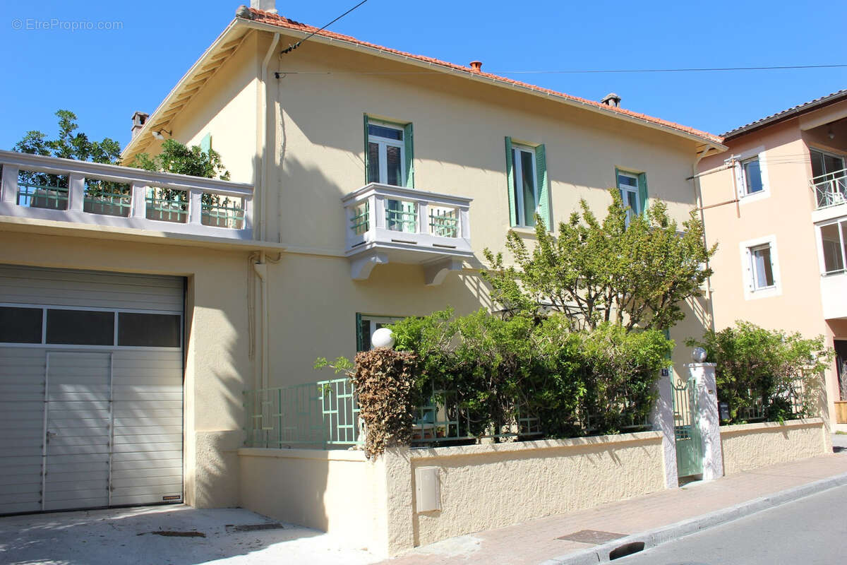 Maison à VAISON-LA-ROMAINE