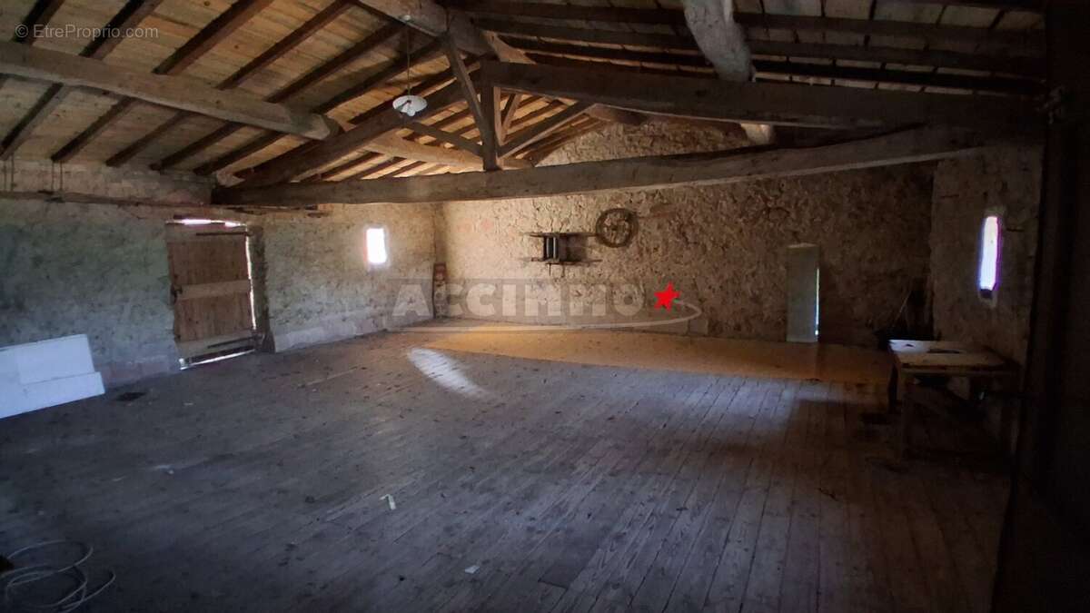 Lempaut propriete de caractere - photo 7
