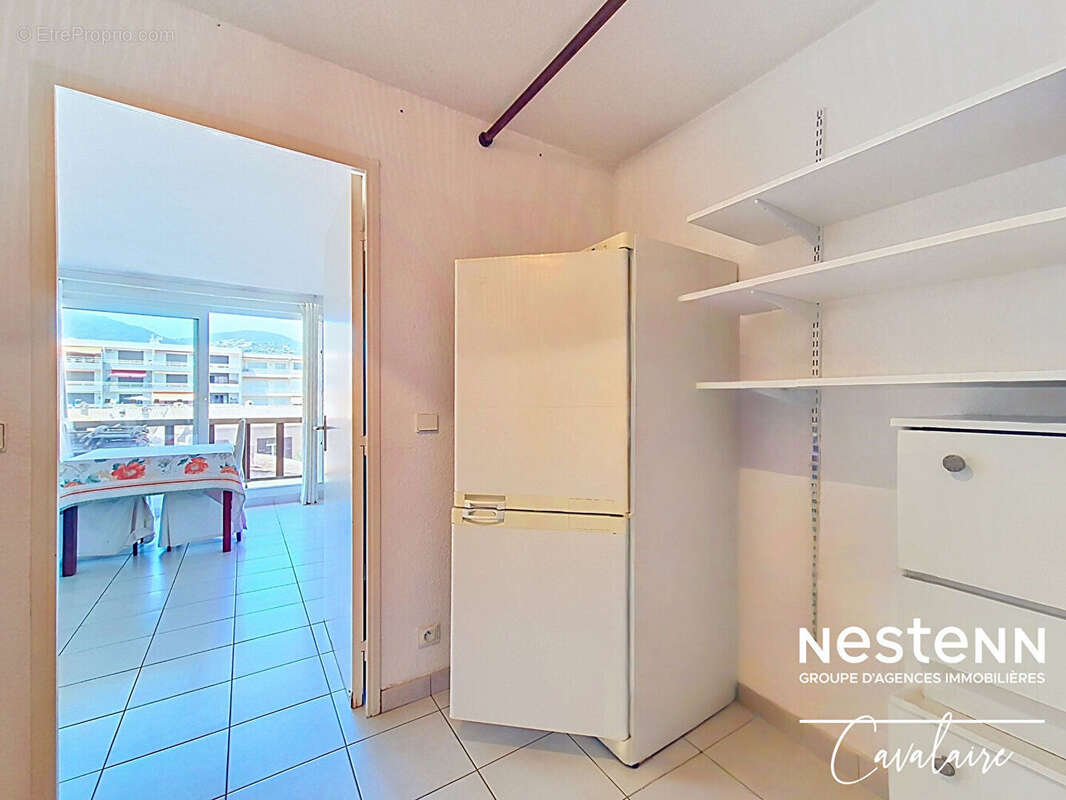 TOUT A PIED - Appartement Cavalaire-sur-Mer 2 pièce(s) 34 m² avec stationnement et cave - photo 8