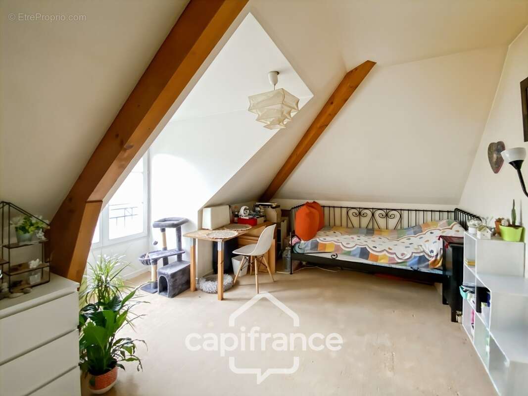 Maison à vendre  8 pièces – 6 chambres – 141 m² – Terrasse - Jardin - Garage - photo 19