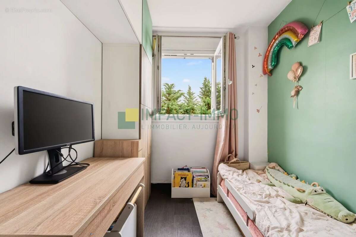 Appartement à CLICHY