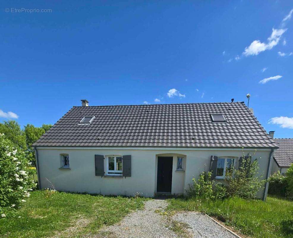 Maison à NARCY
