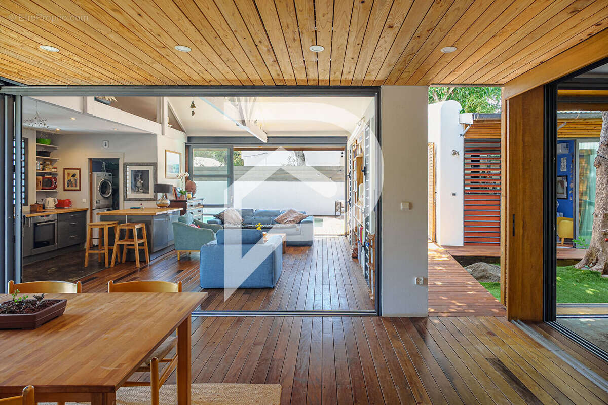 Maison à SAINT-PIERRE