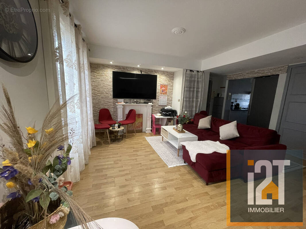 Appartement à NIMES