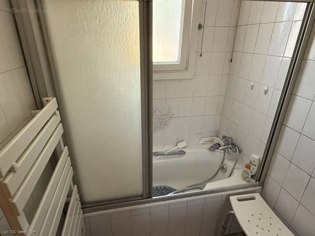 Maison de Campagne avec Piscine Intérieure entre Villefagnan et Ruffec - photo 16