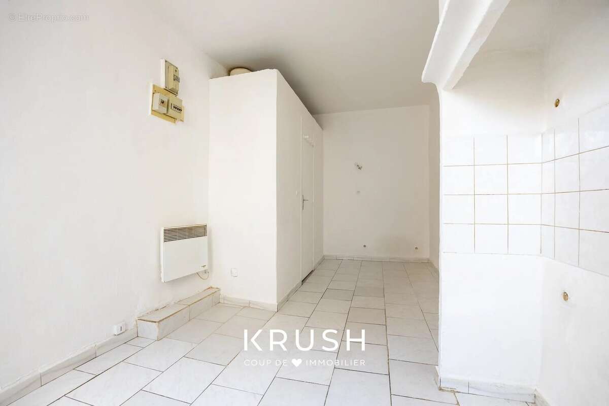 Appartement à MARSEILLE-2E