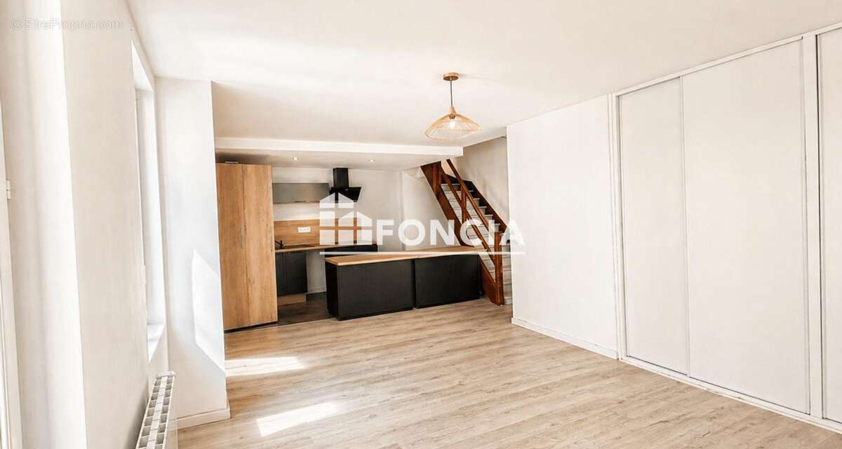 Appartement à VILLEFRANCHE-SUR-SAONE