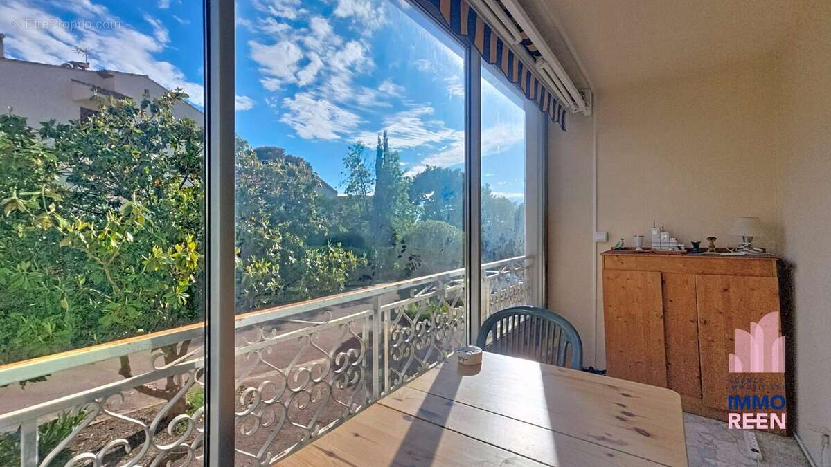 Appartement à SIX-FOURS-LES-PLAGES