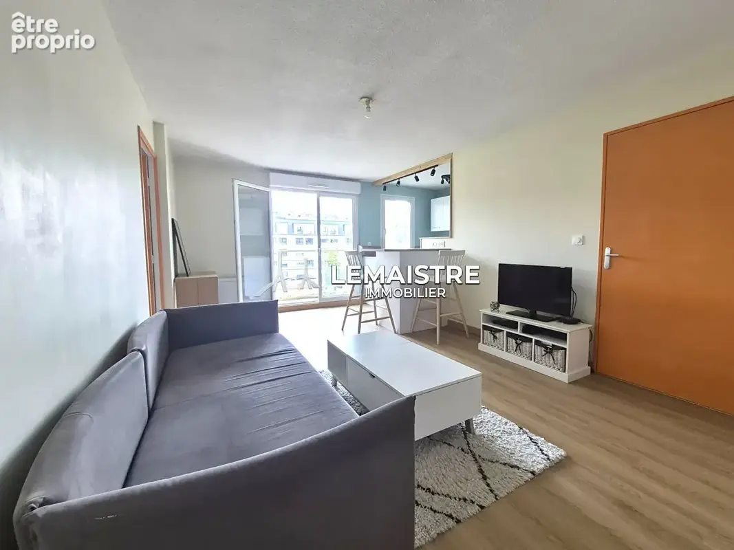 Appartement à vendre  Le Havre  Sainte Marie  1 chambre + bureau  Balcon, ascenseur et stationnement sécurisé - photo 2