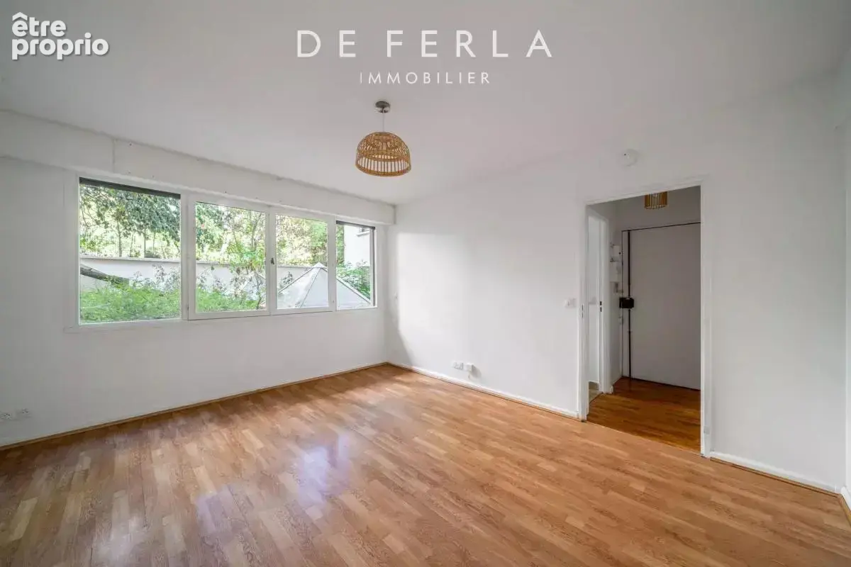 Appartement à PARIS-20E