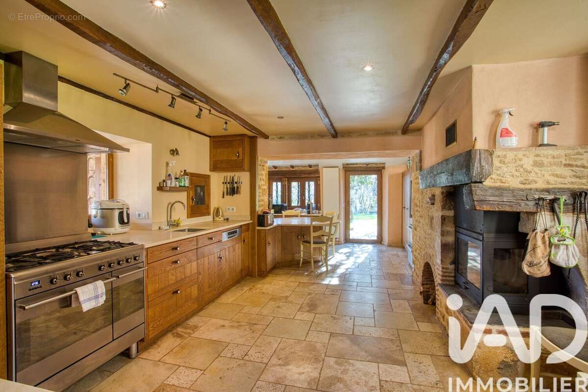 Photo 9 - Maison à PUY-L'EVEQUE