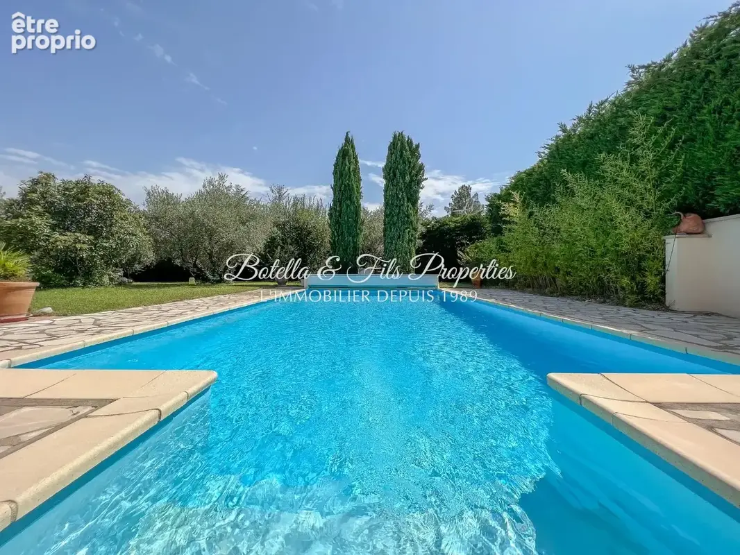 Maison 6 pièces 140 m² à vendre à Vallon-Pont-D'arc (07150) - photo 2