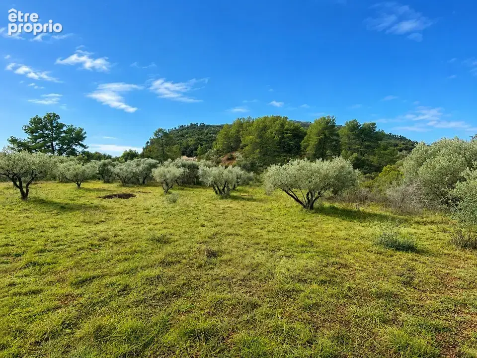 Terrain à GONFARON