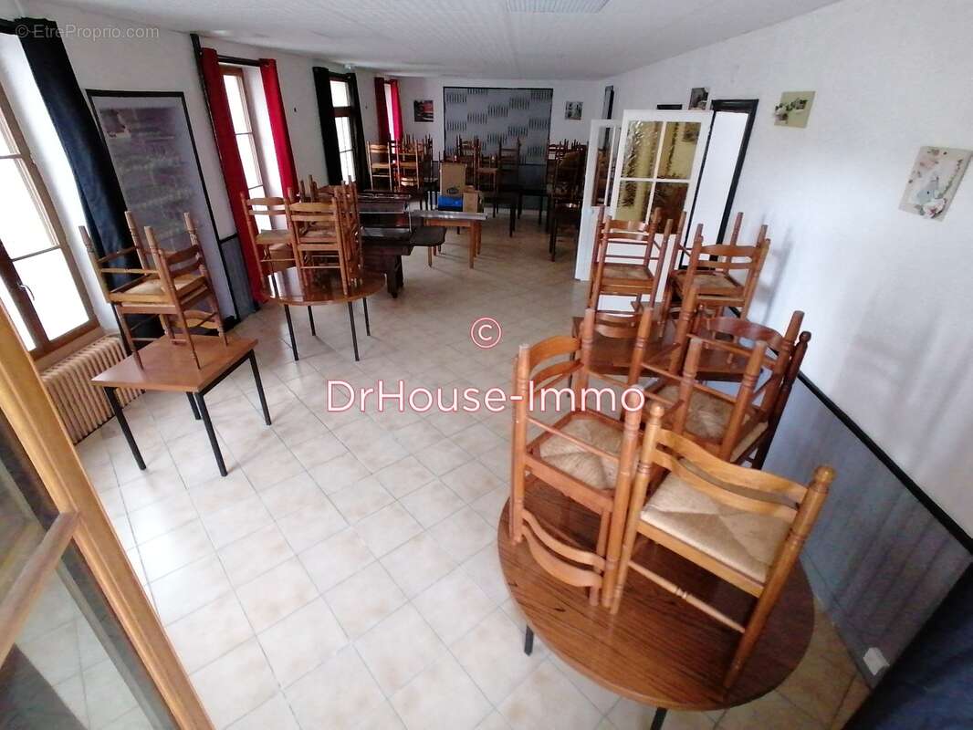 Appartement à LES ORMES