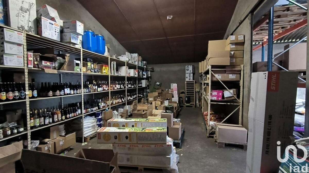 Photo 6 - Commerce à ARTIX