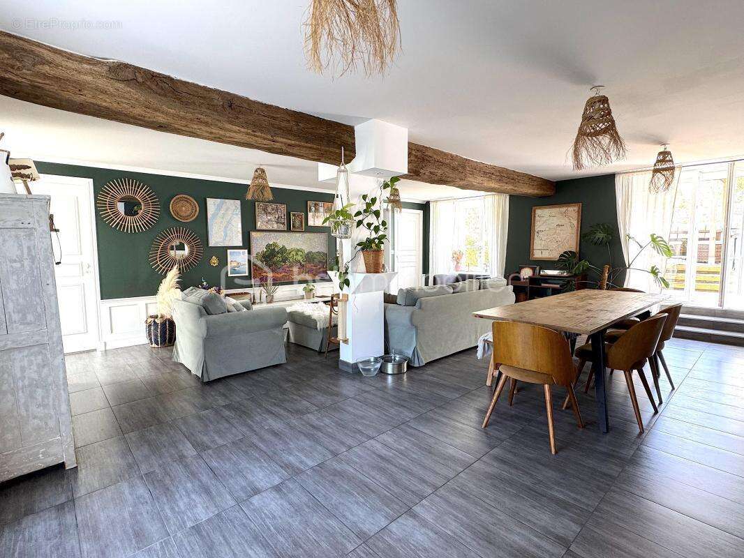 Maison à COULOMMIERS