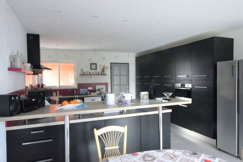 DEP (49)  a vendre tres belle maison familliale  6 pièces  plain pied - BOTZ‑EN‑MAUGES · - photo 5